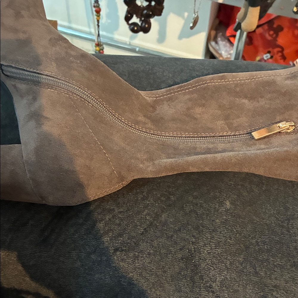 Brown Suede Ankle Boots 👢 size 37 - Picture 5 of 5